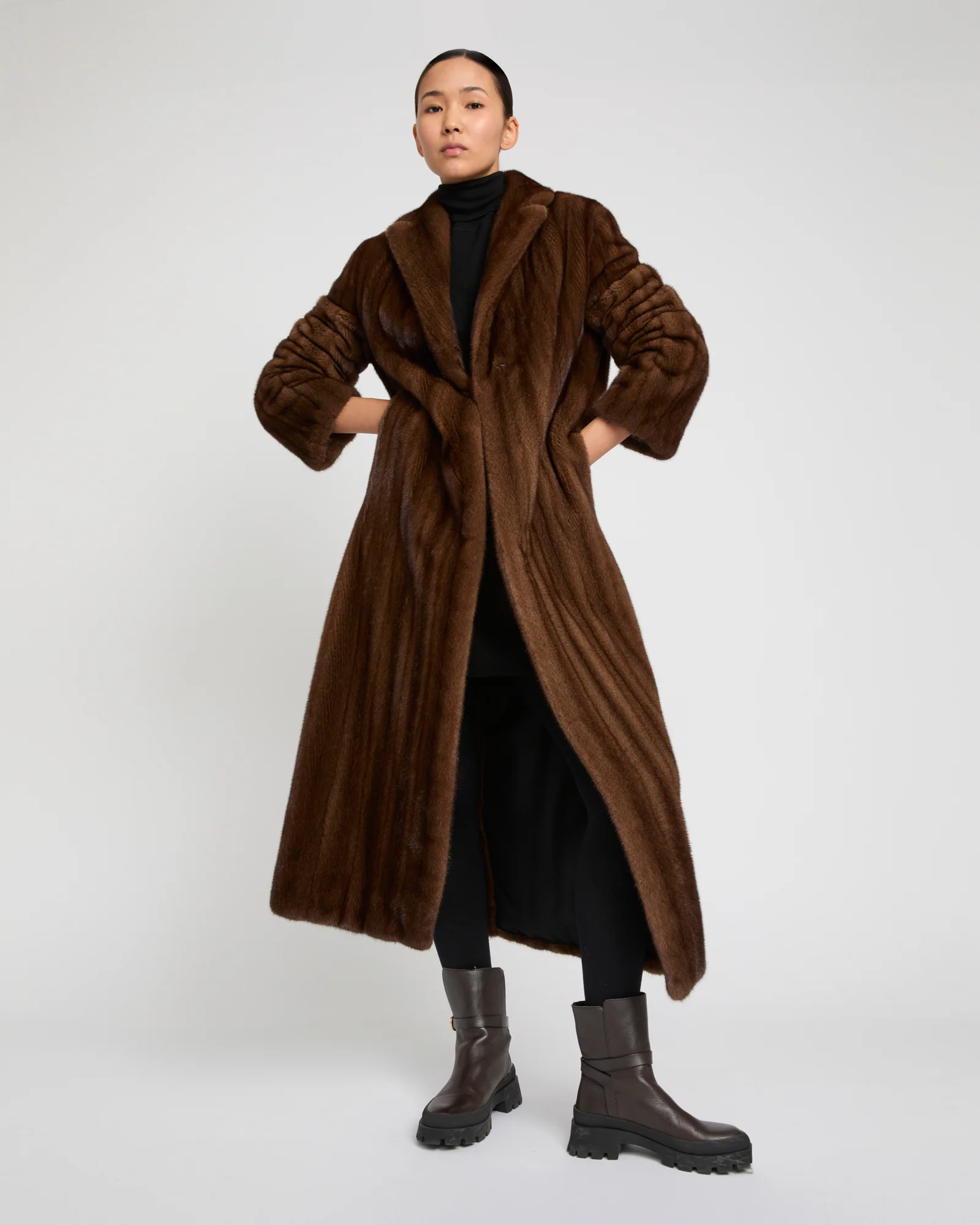 Manteau long en fourrure de vison long poil