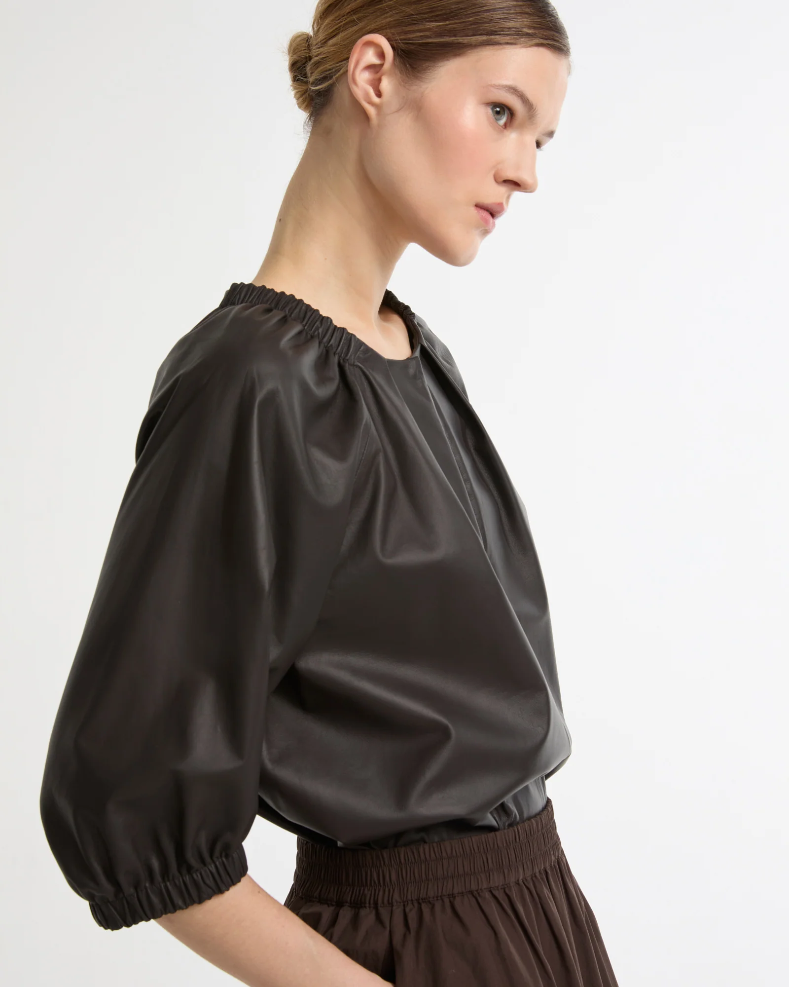 Blouse fluide en cuir d'agneau - Image 4