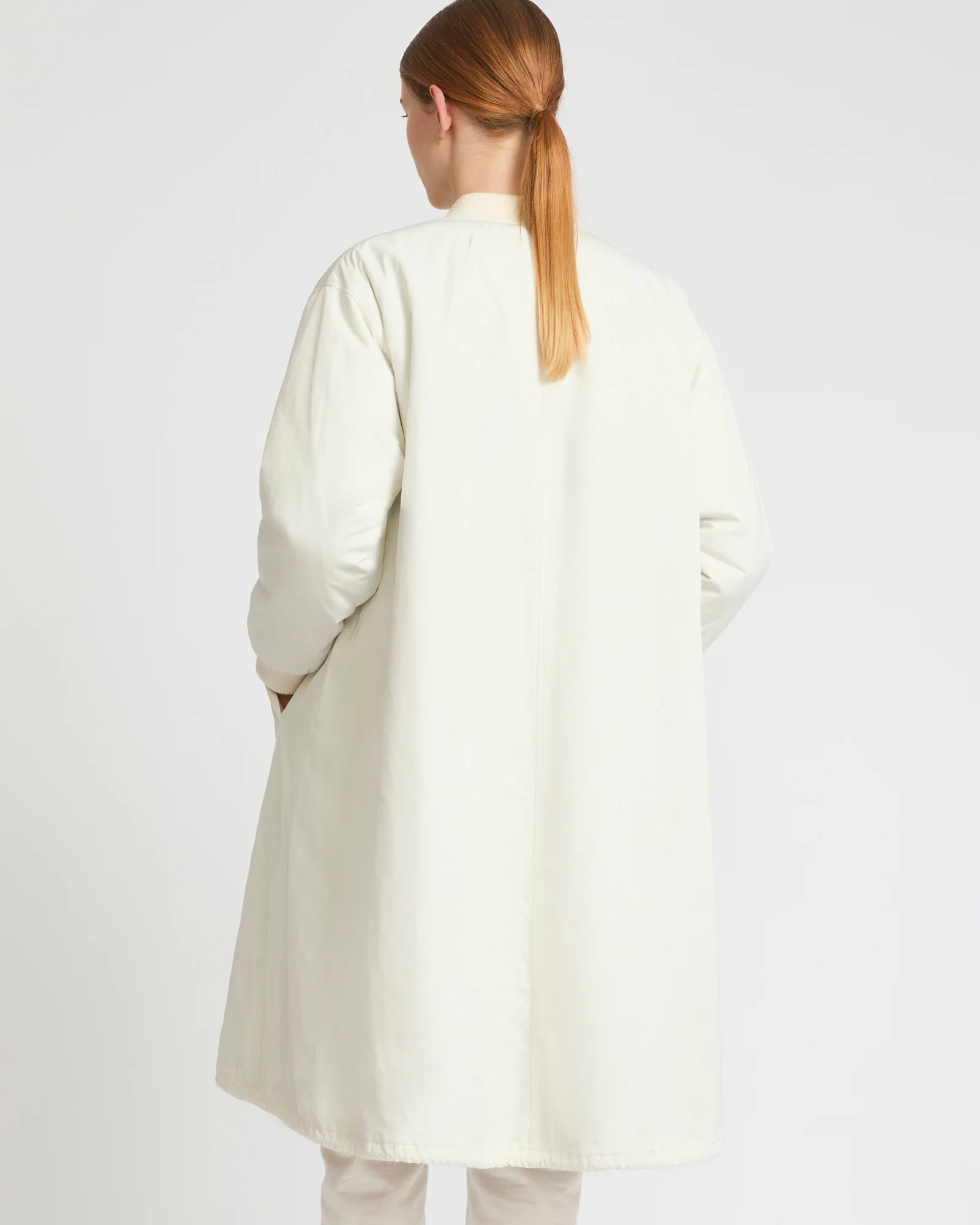 Parka bomber réversible en tissu technique déperlant et fourrure de vison à poils longs - Image 5