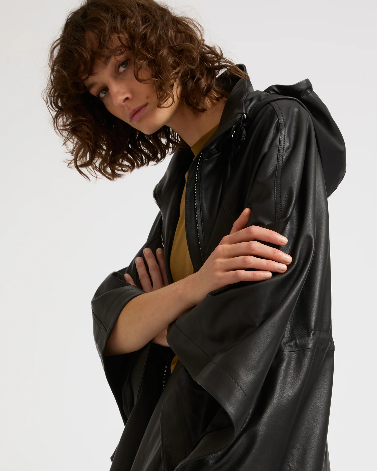 Cape parka à capuche en cuir d'agneau imperméable - Image 4