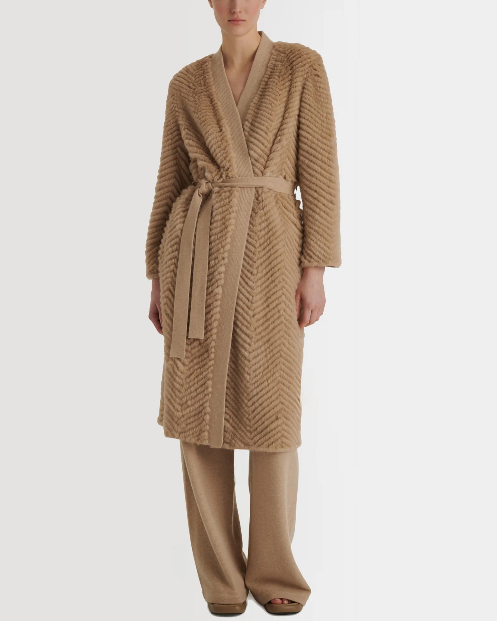 Gilet long en maille et fourrure de vison