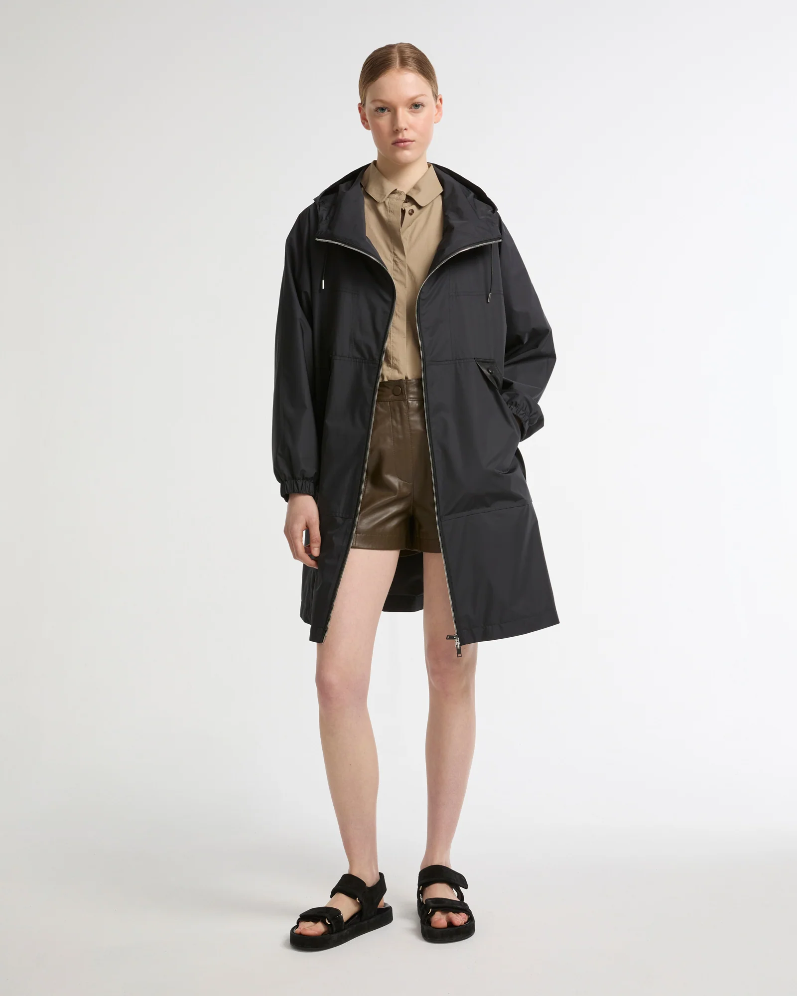 Parka à capuche en tissu technique imperméable - Image 3