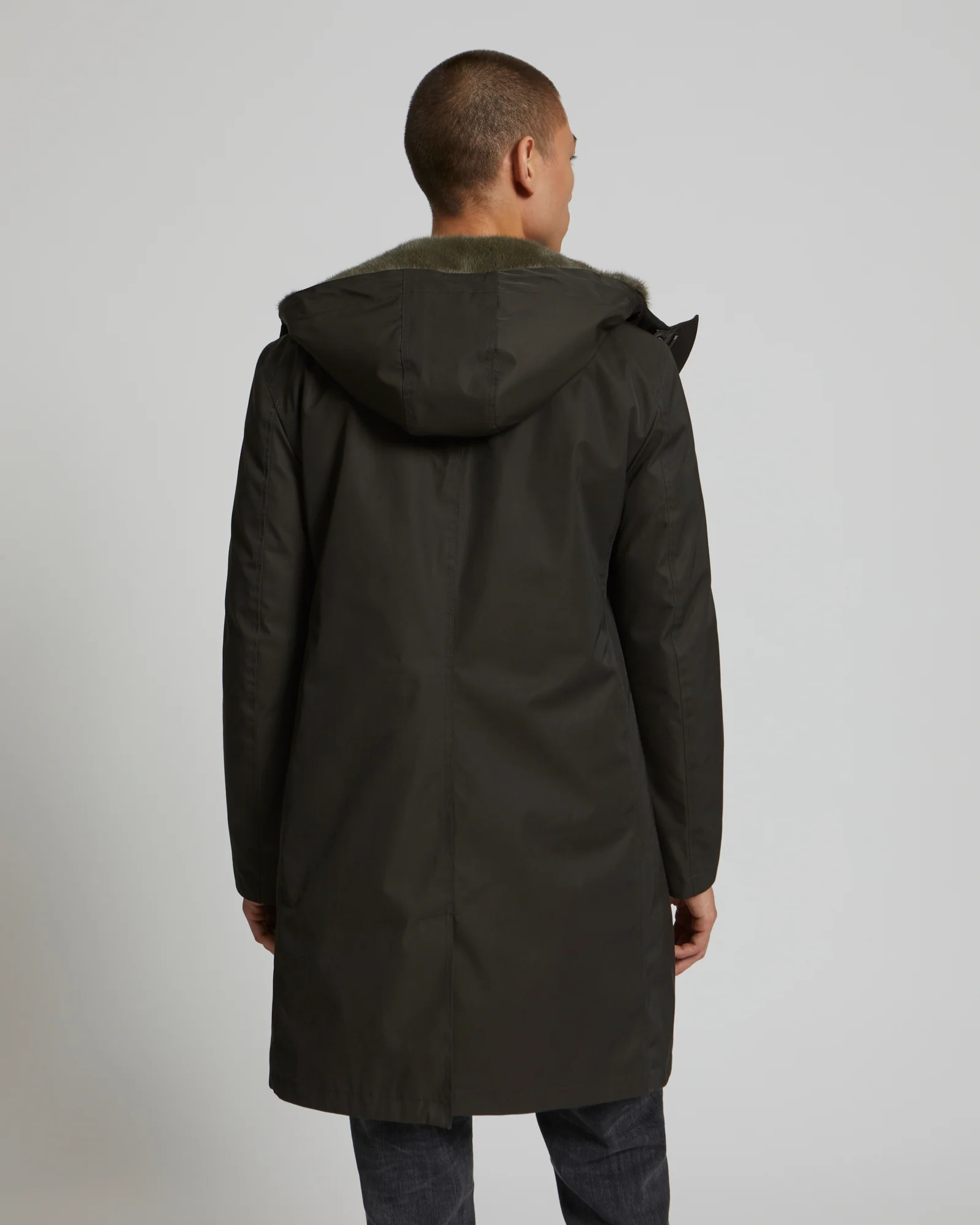 Manteau à capuche en gabardine imperméable et fourrure de vison - Image 4