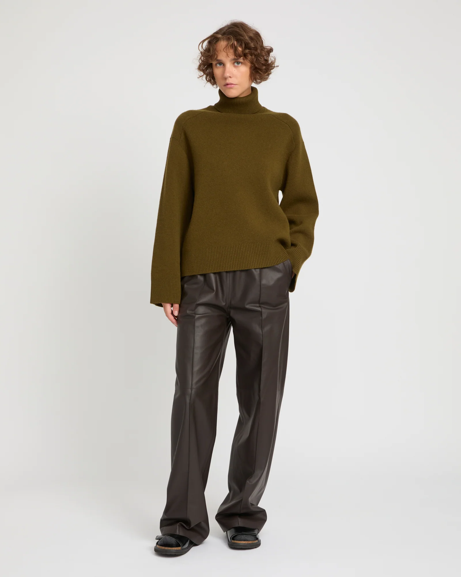 Pantalon ample en cuir d'agneau fin