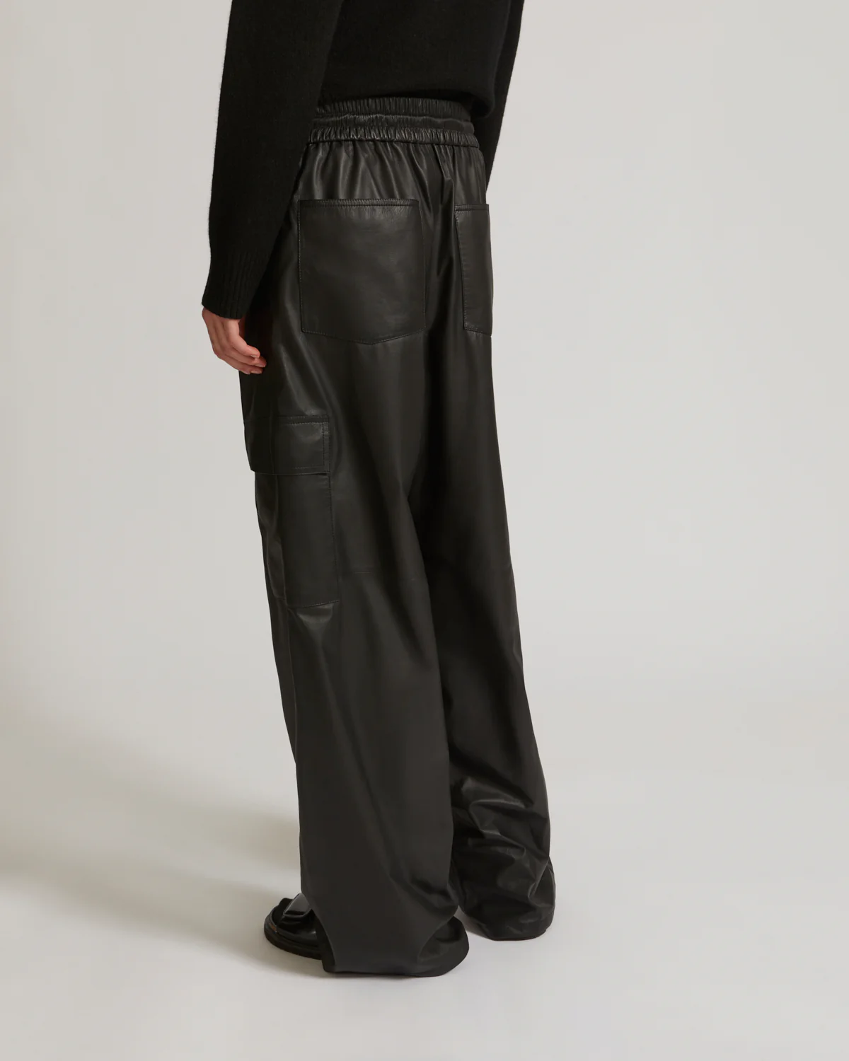 Pantalon cargo en cuir d’agneau - Image 3