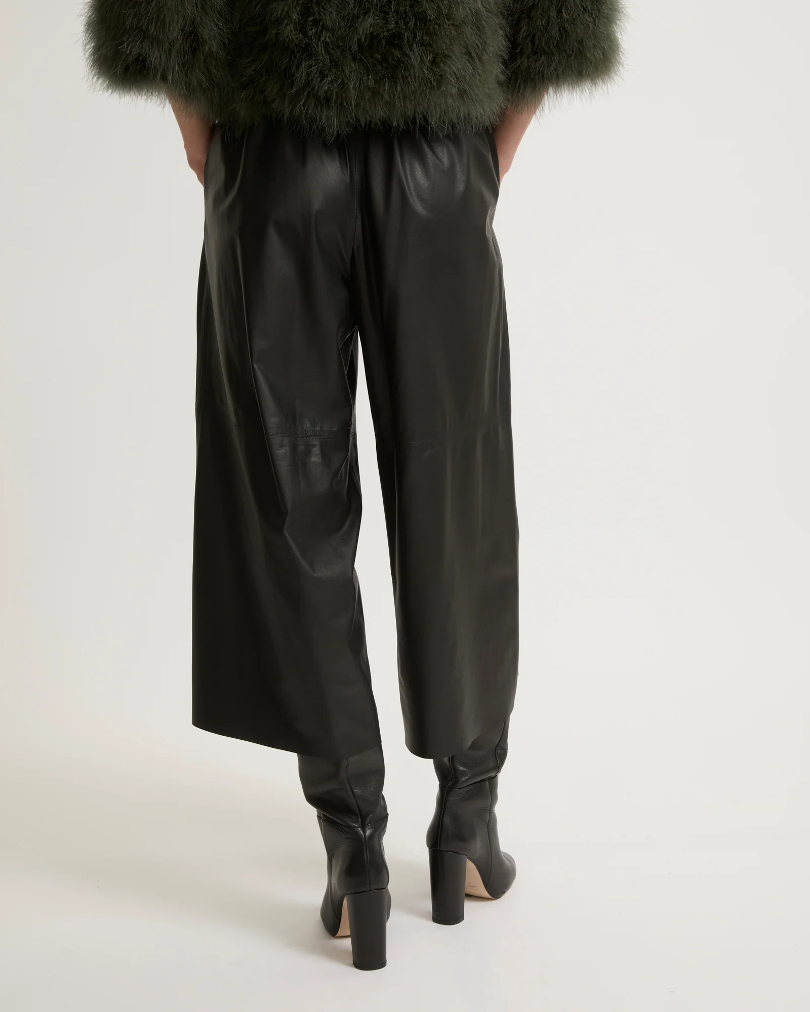 Jupe culotte en cuir d'agneau fin - Image 3