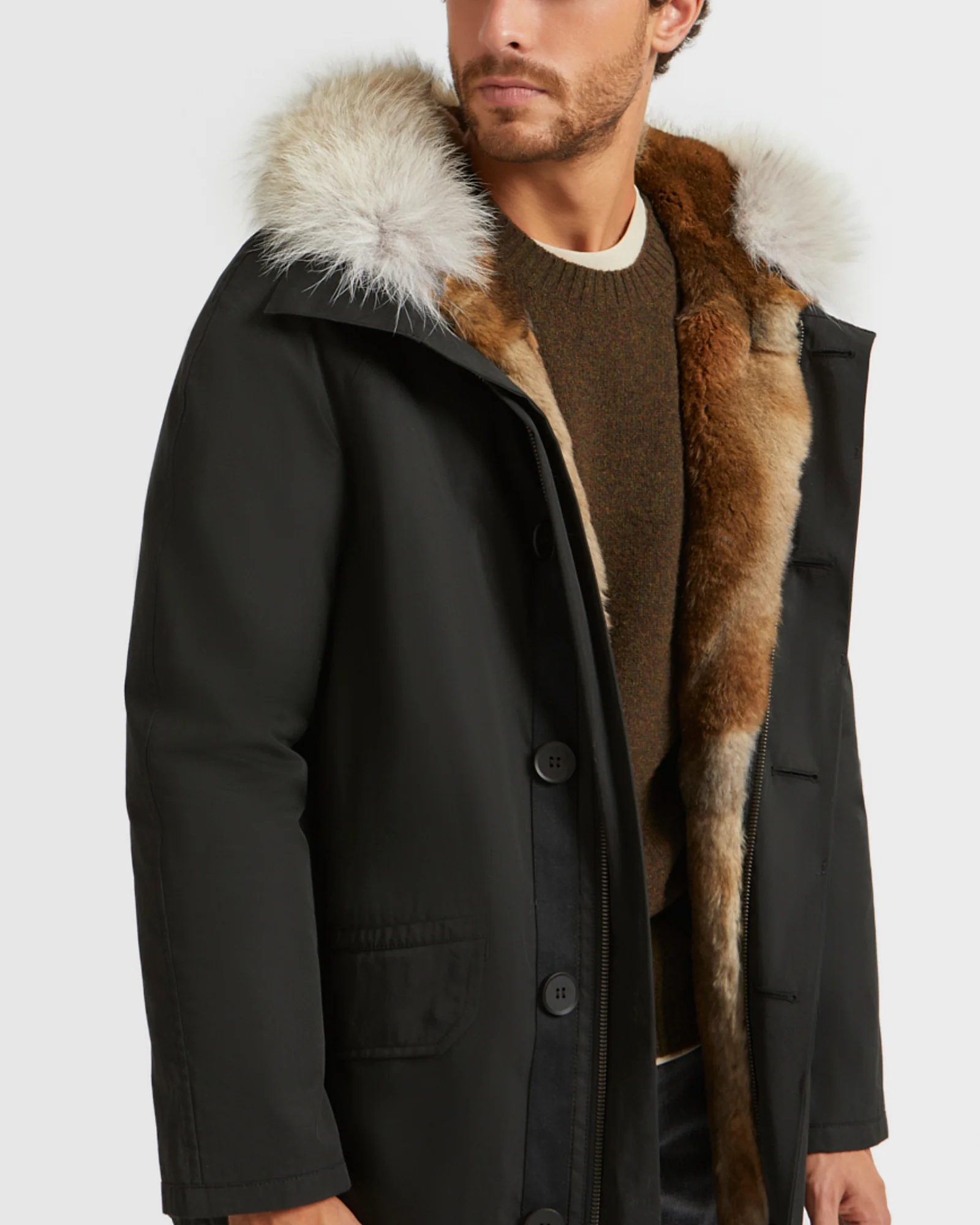Parka iconique courte en coton technique avec fourrure de coyote et lapin - Image 3