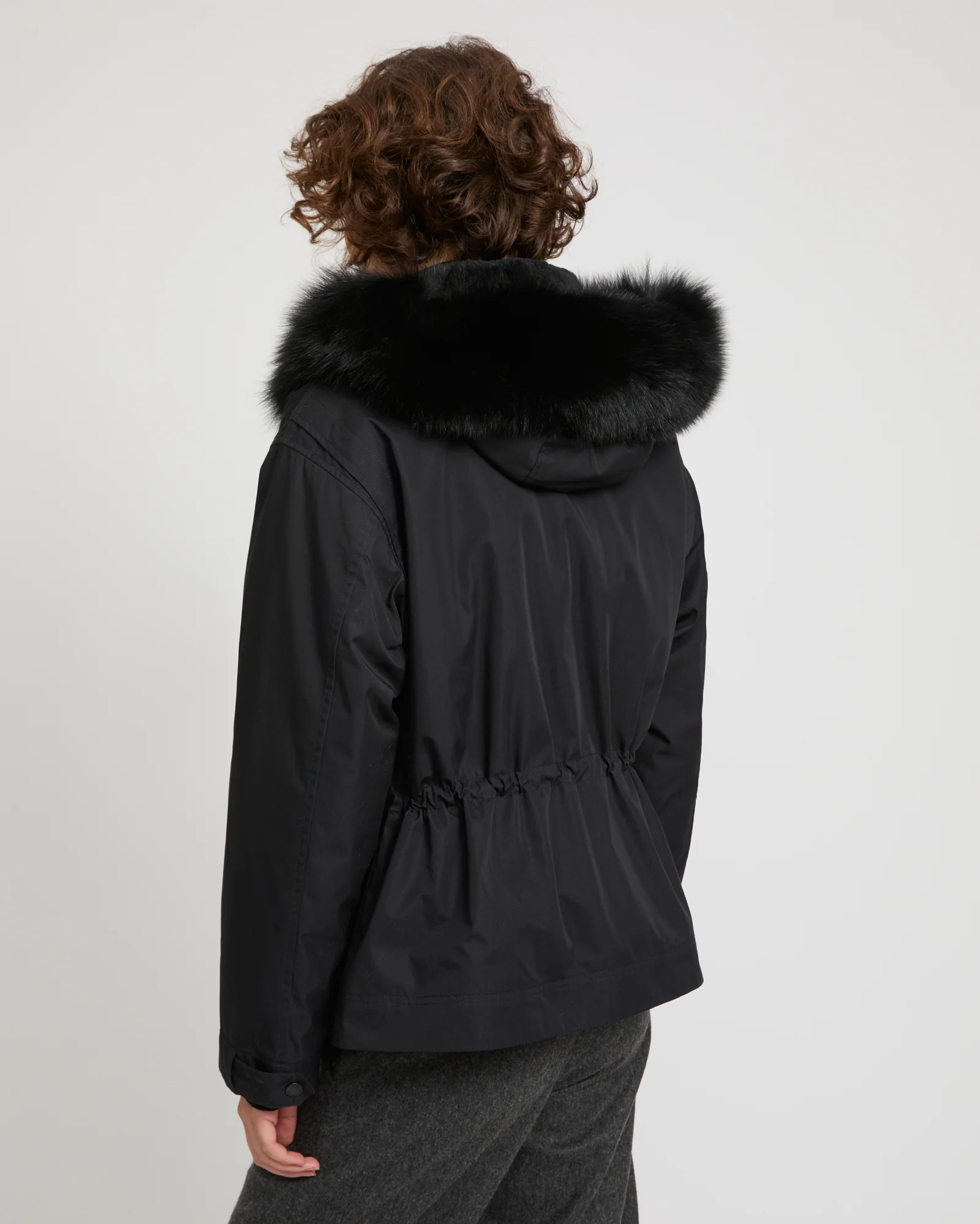 Parka courte en coton imperméable avec fourrure de renard et lapin - Image 3