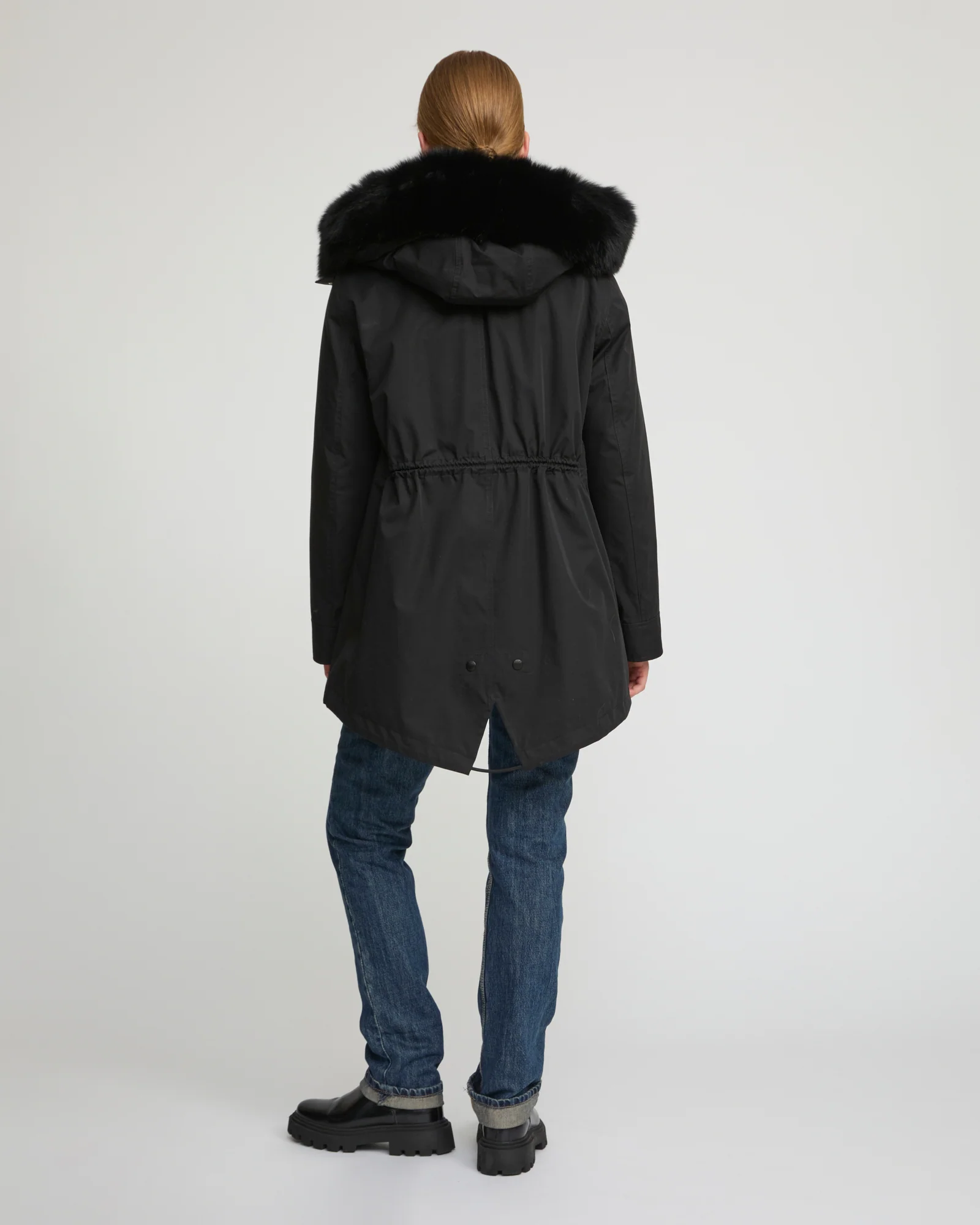 Parka Iconique courte en coton mélangé imperméable avec fourrure de renard et lapin - Image 3