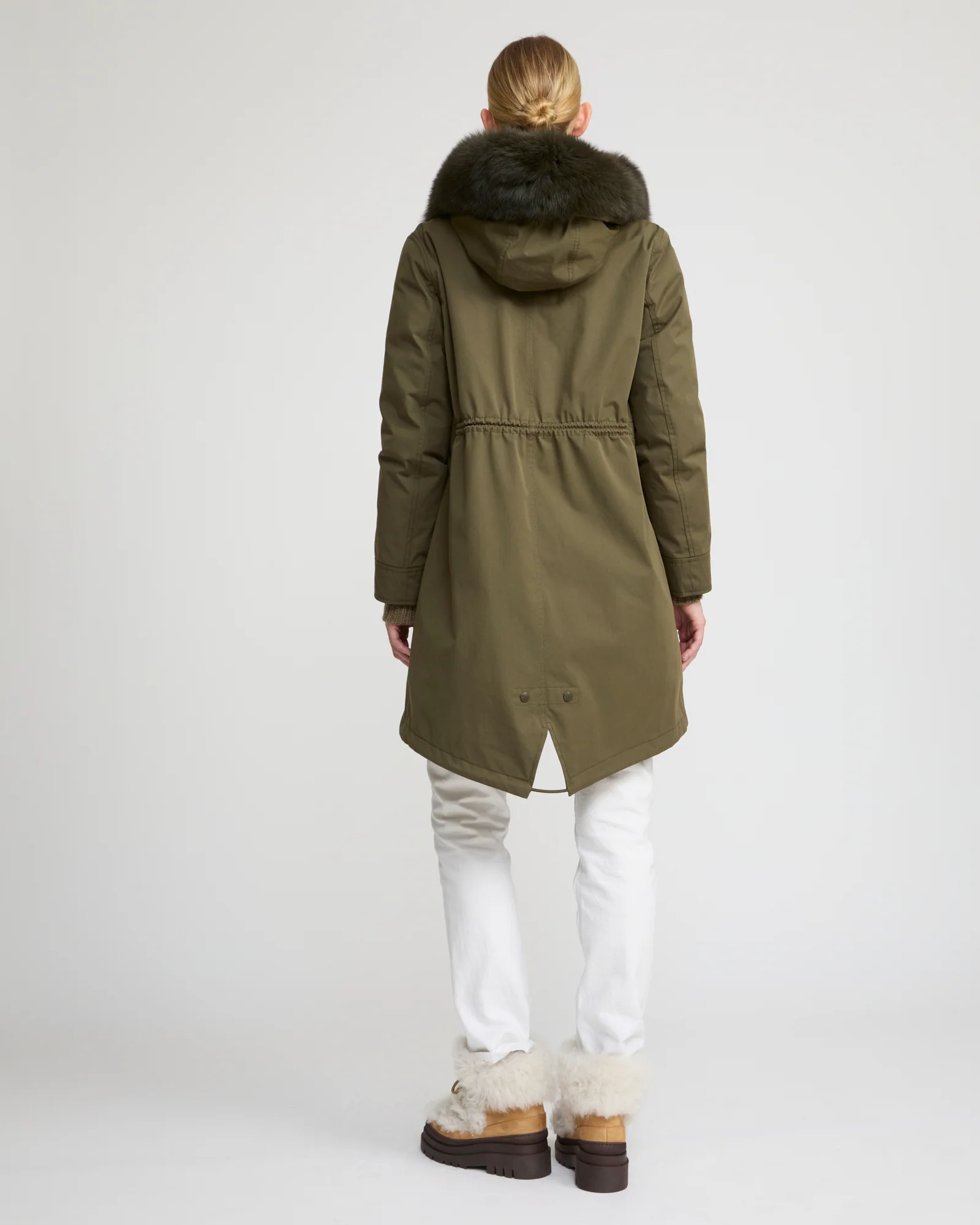 Parka iconique longue en coton mélangé imperméable avec fourrure de renard et lapin - Image 4