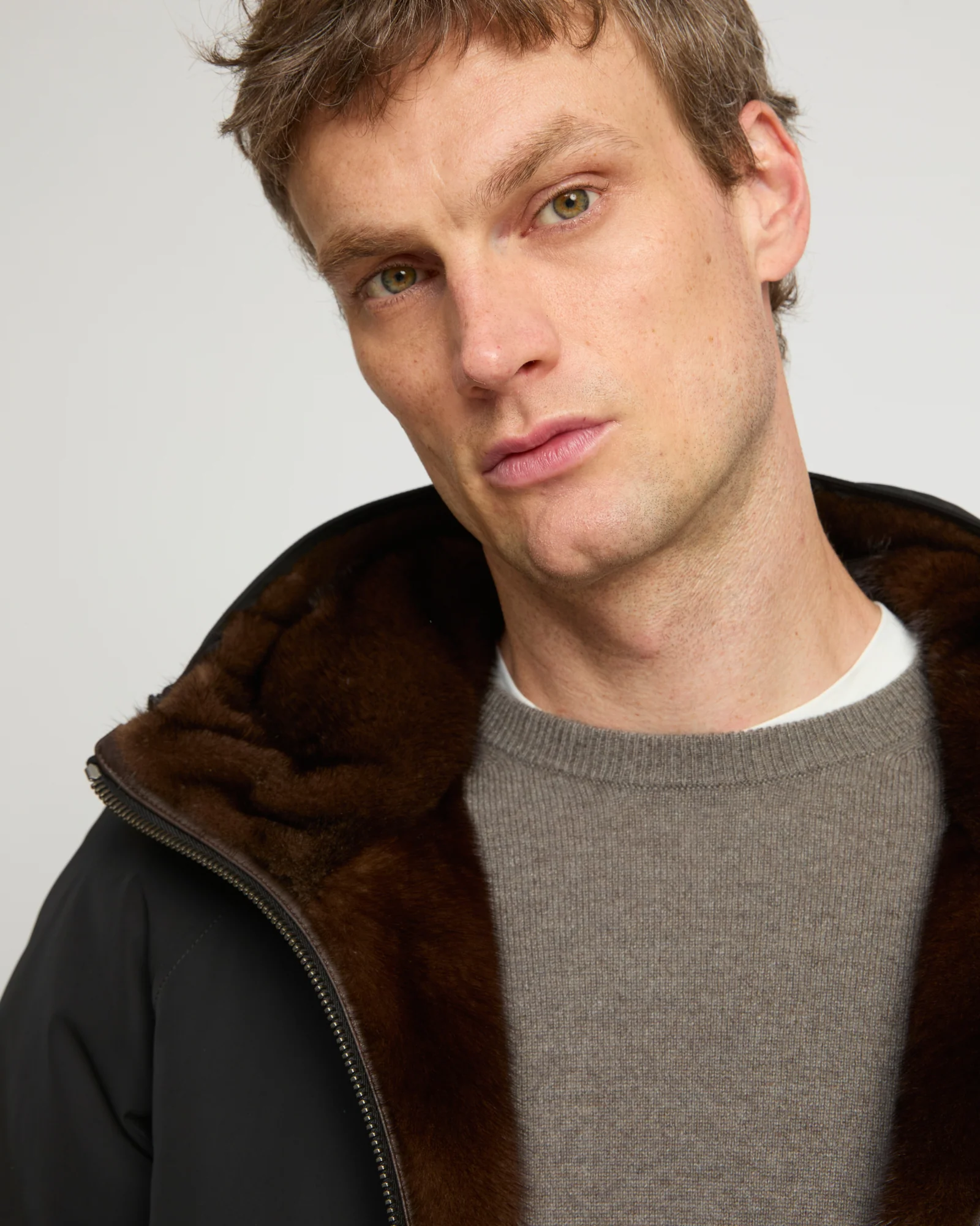 Parka longue réversible en tissu technique déperlant avec fourrure de vison - Image 3