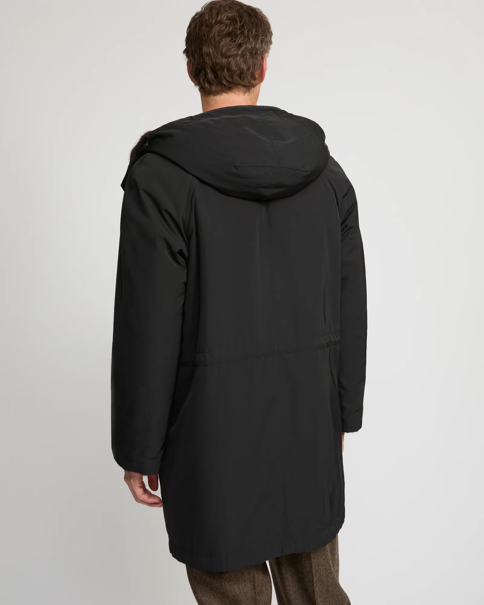 Parka longue réversible en tissu technique déperlant avec fourrure de vison - Image 5