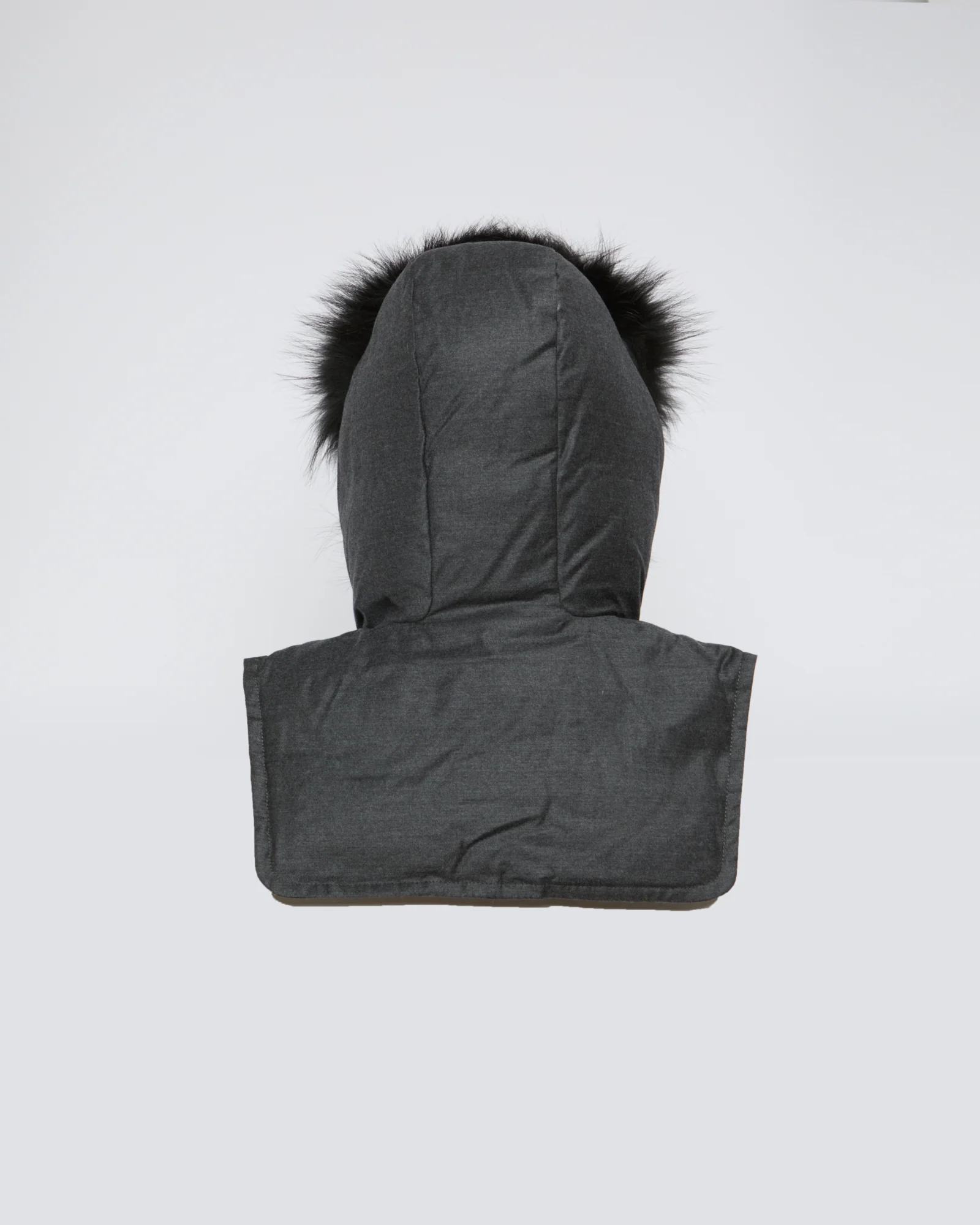 Plastron à capuche en flanelle et renard - Image 2