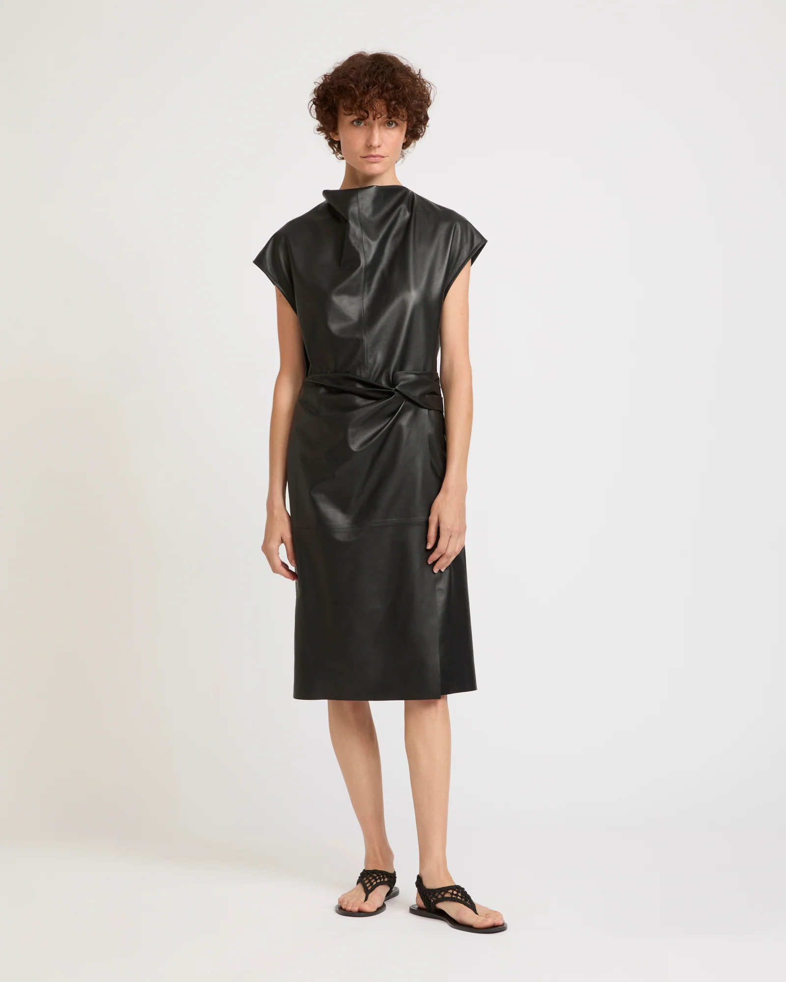 Robe drapée en cuir d'agneau