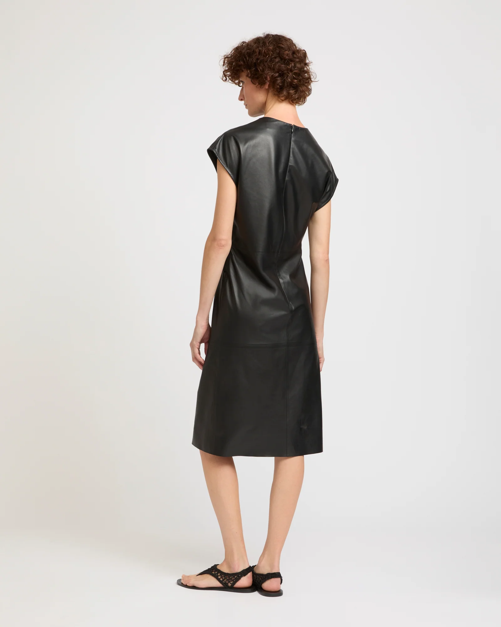 Robe drapée en cuir d'agneau - Image 3