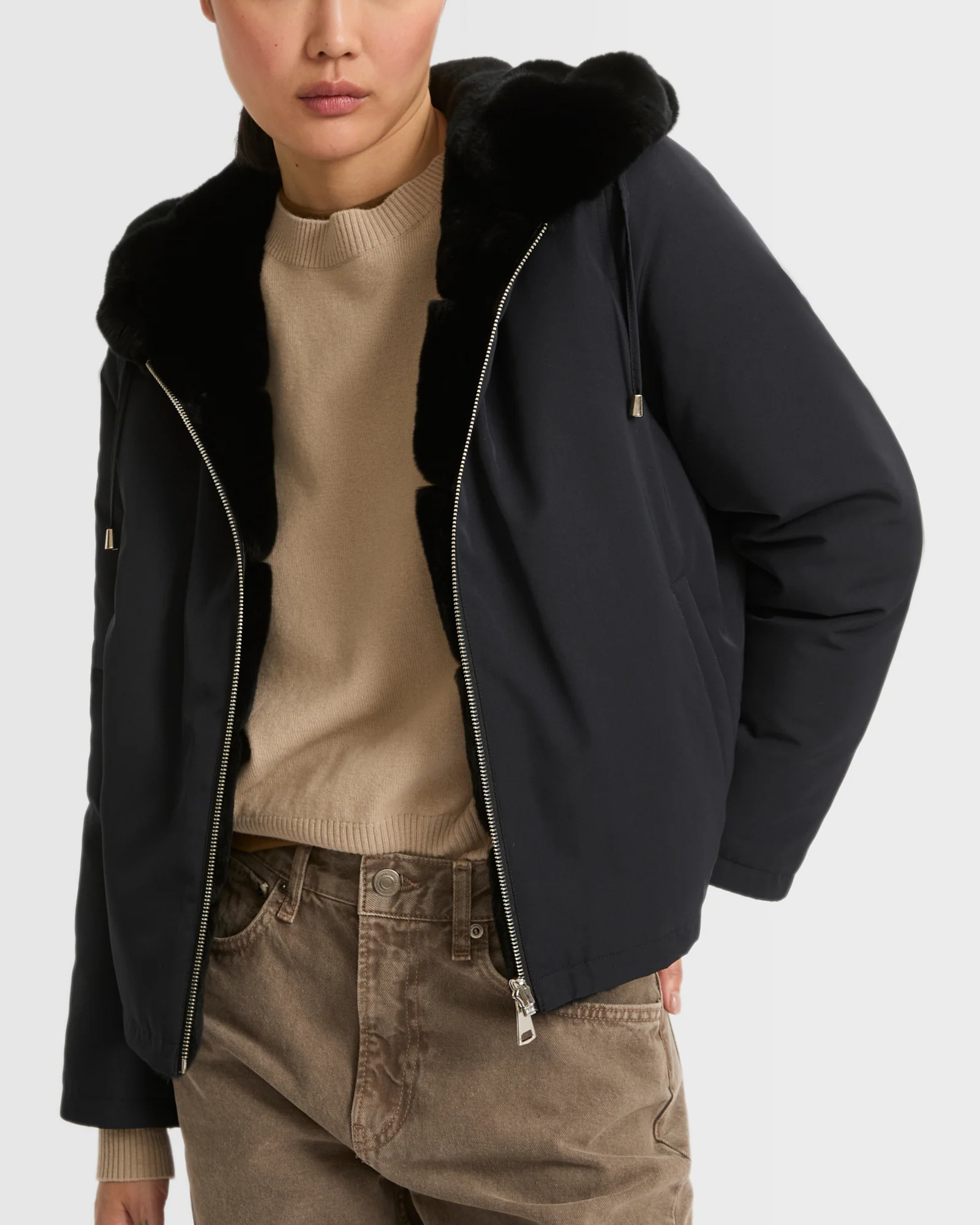 Parka courte réversible en tissu technique et lapin rex - Image 3