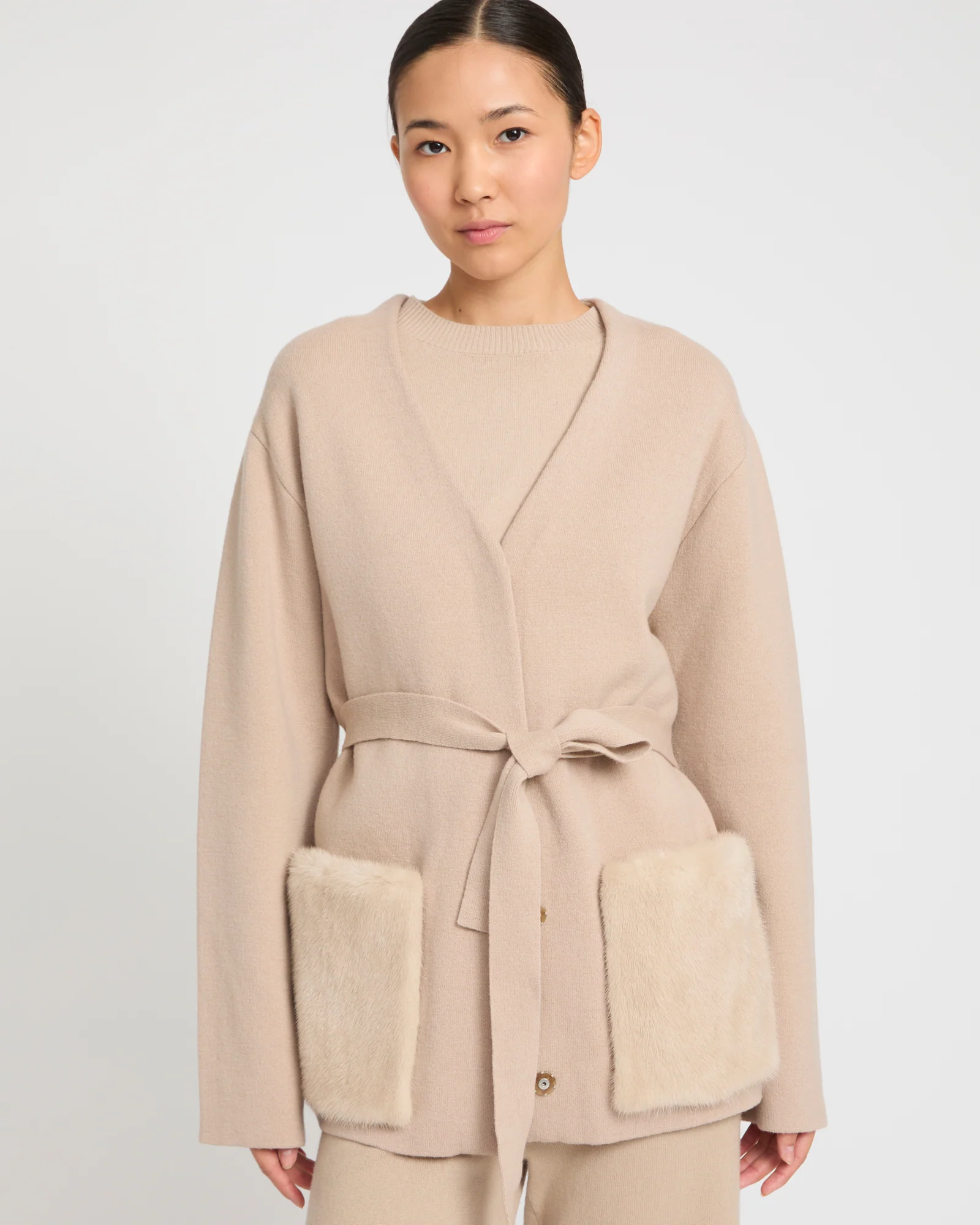 Veste ceinturée en maille et fourrure de vison - Image 2