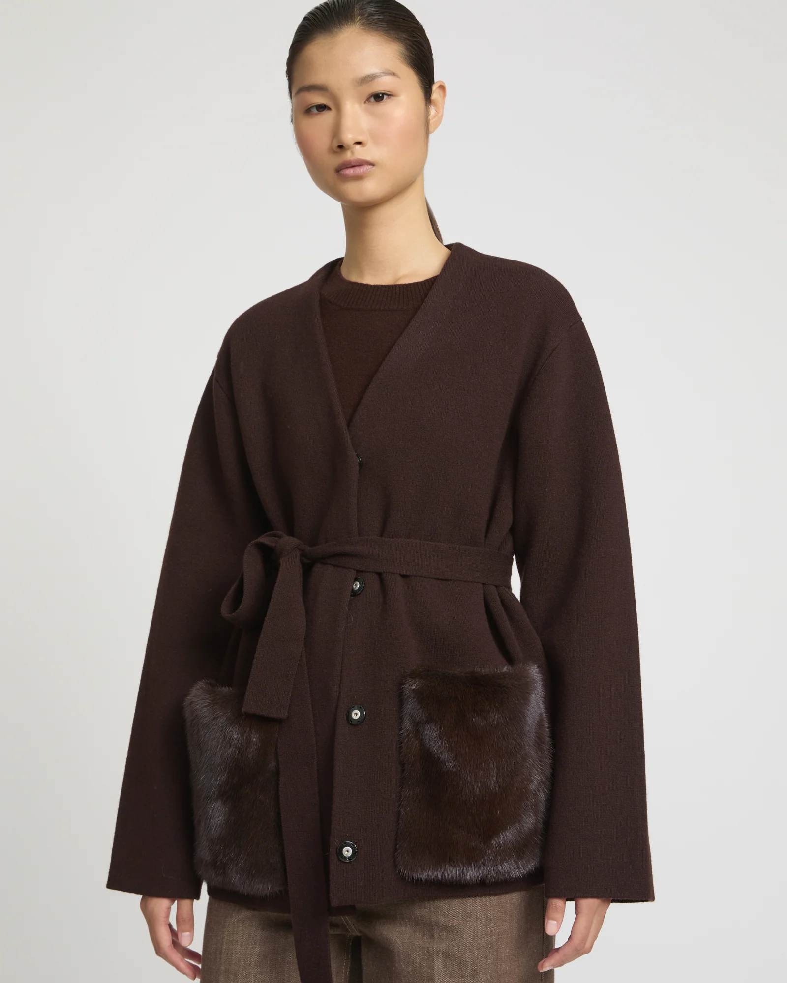 Veste ceinturée en maille et fourrure de vison