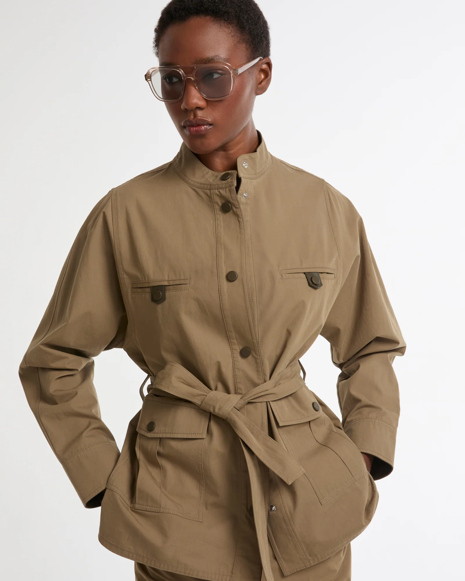 Veste saharienne ceinturée en tissu coton - Image 4