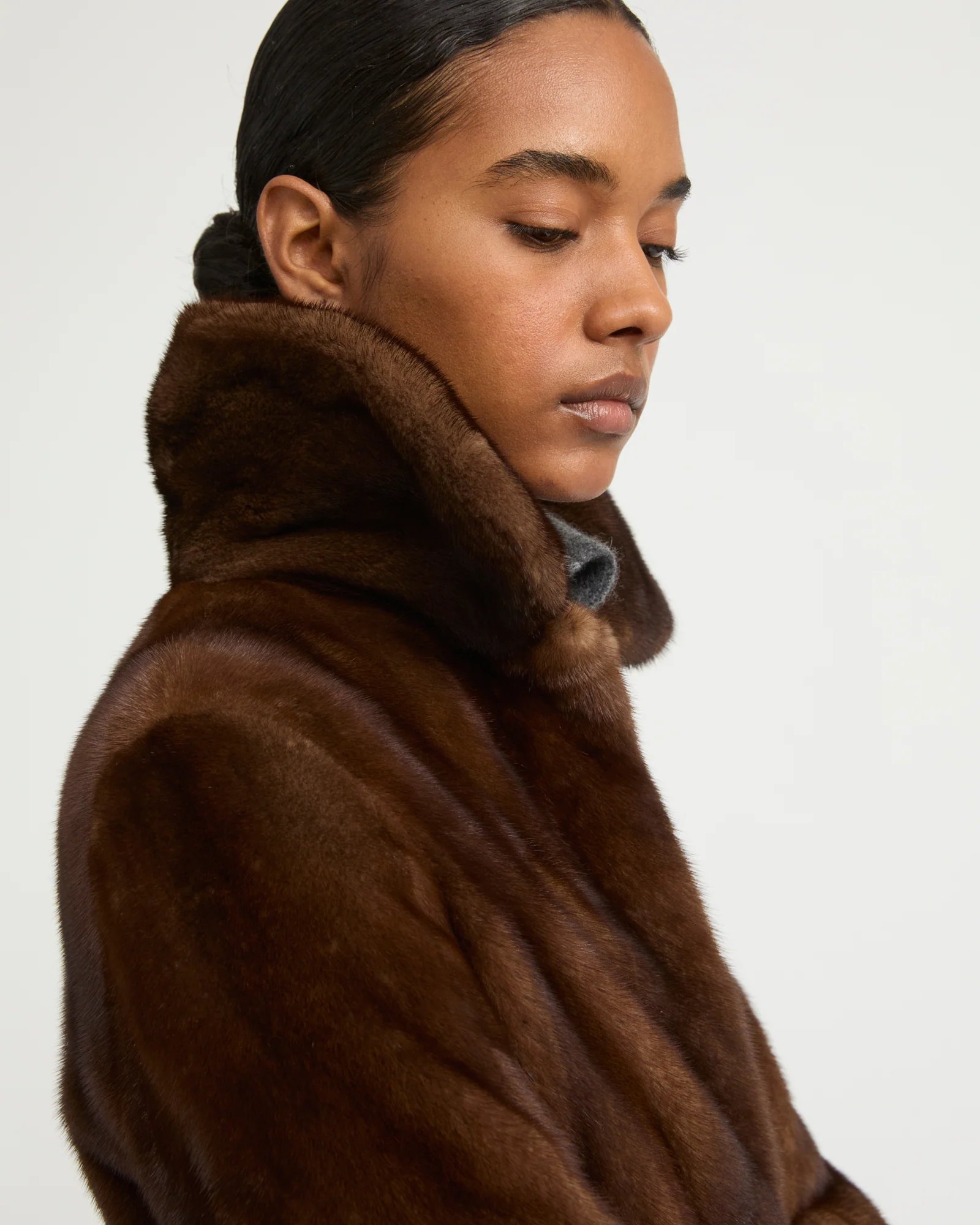 Veste courte en fourrure de vison à poils longs - Image 2