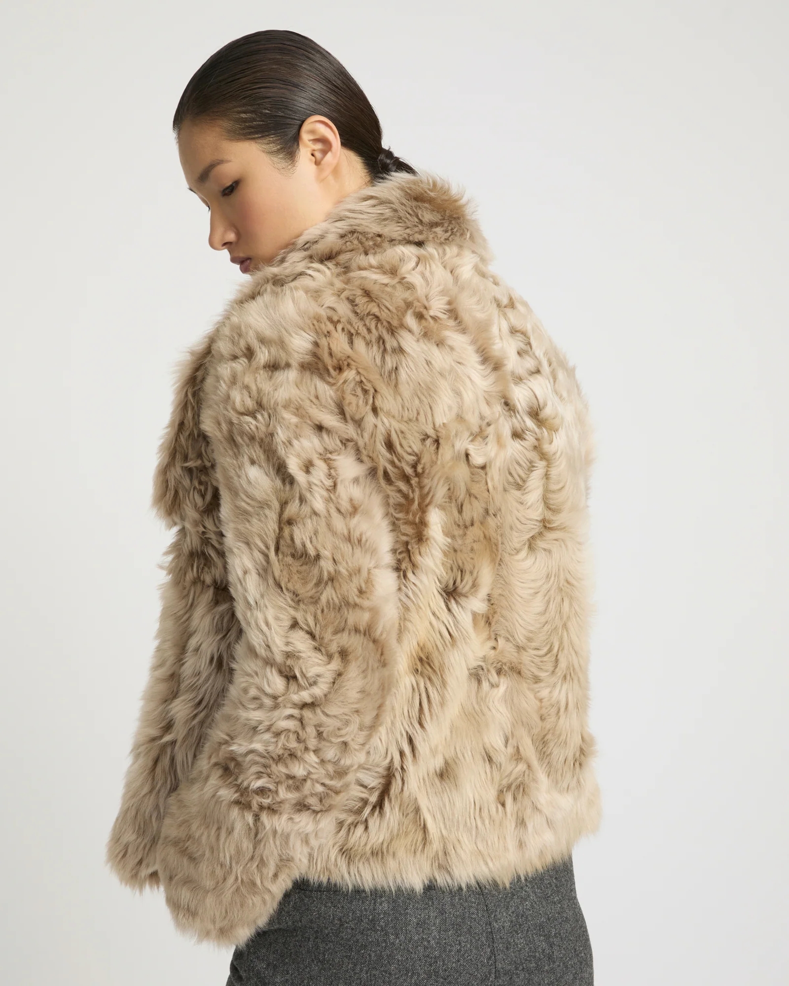 Veste courte en peau lainée d'agneau de Toscane - Image 4