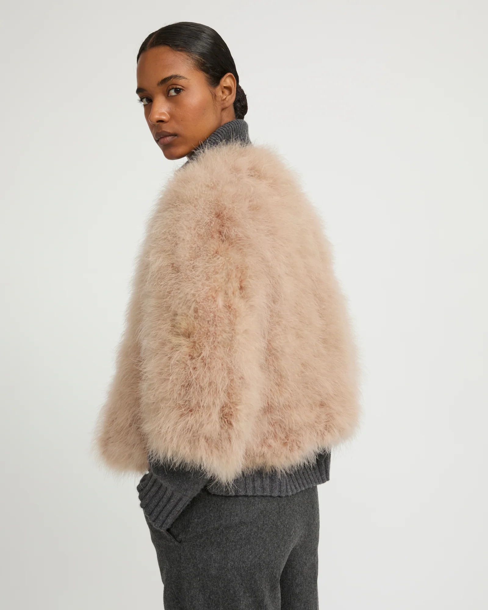 Veste courte en plumes - Image 3