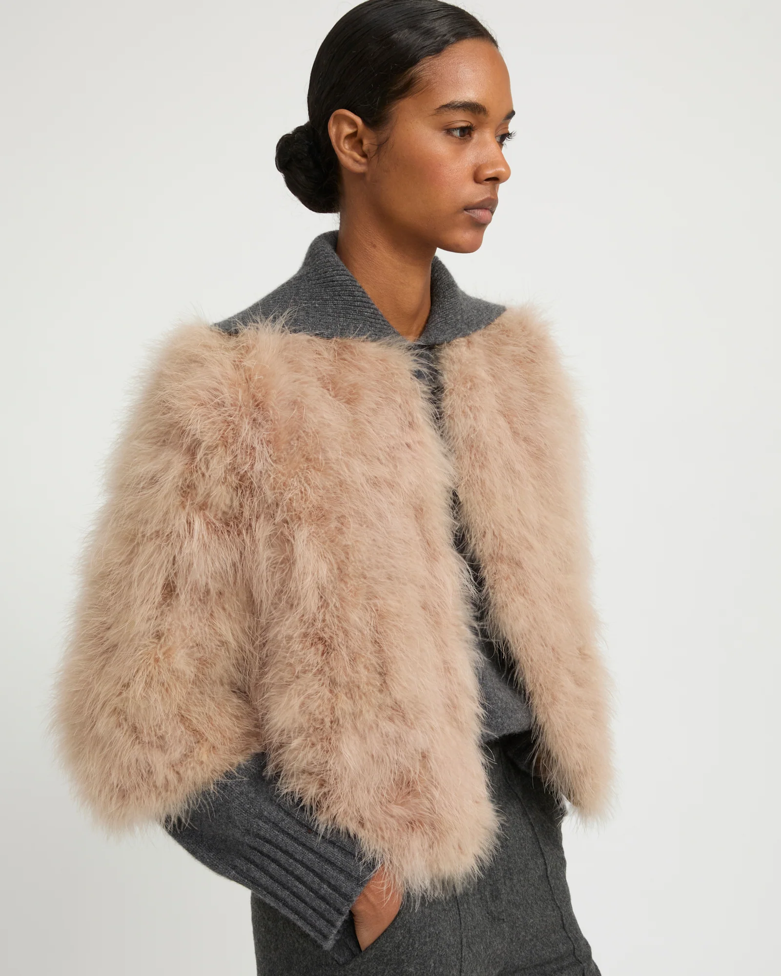 Veste courte en plumes - Image 4