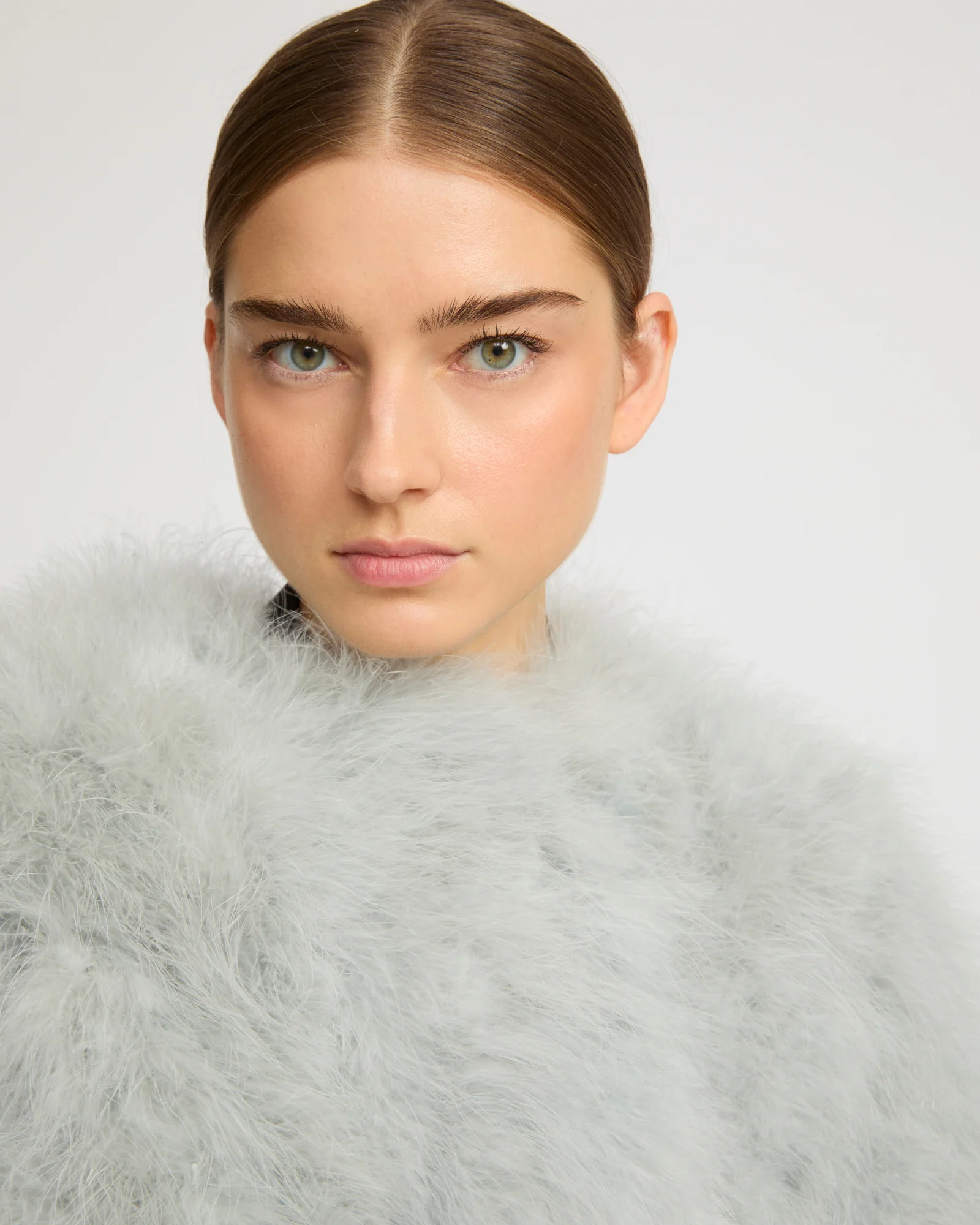 Veste courte en plumes - Image 3